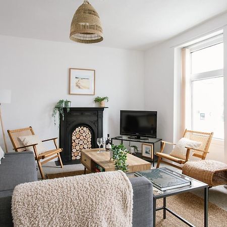 Cosy Period Cottage 2Min Walk To The Beach Portrush Exteriör bild