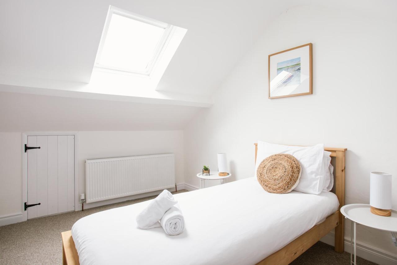 Cosy Period Cottage 2Min Walk To The Beach Portrush Exteriör bild