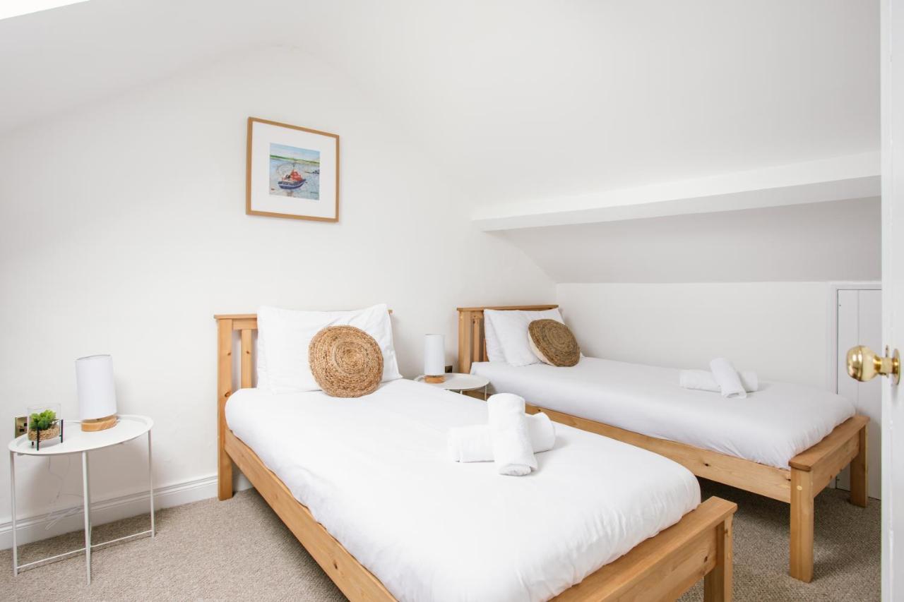Cosy Period Cottage 2Min Walk To The Beach Portrush Exteriör bild